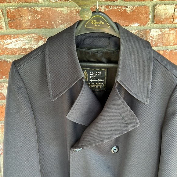 London Fog Black "Limited Edition" overcoat Size 40 - Picture 2 of 10